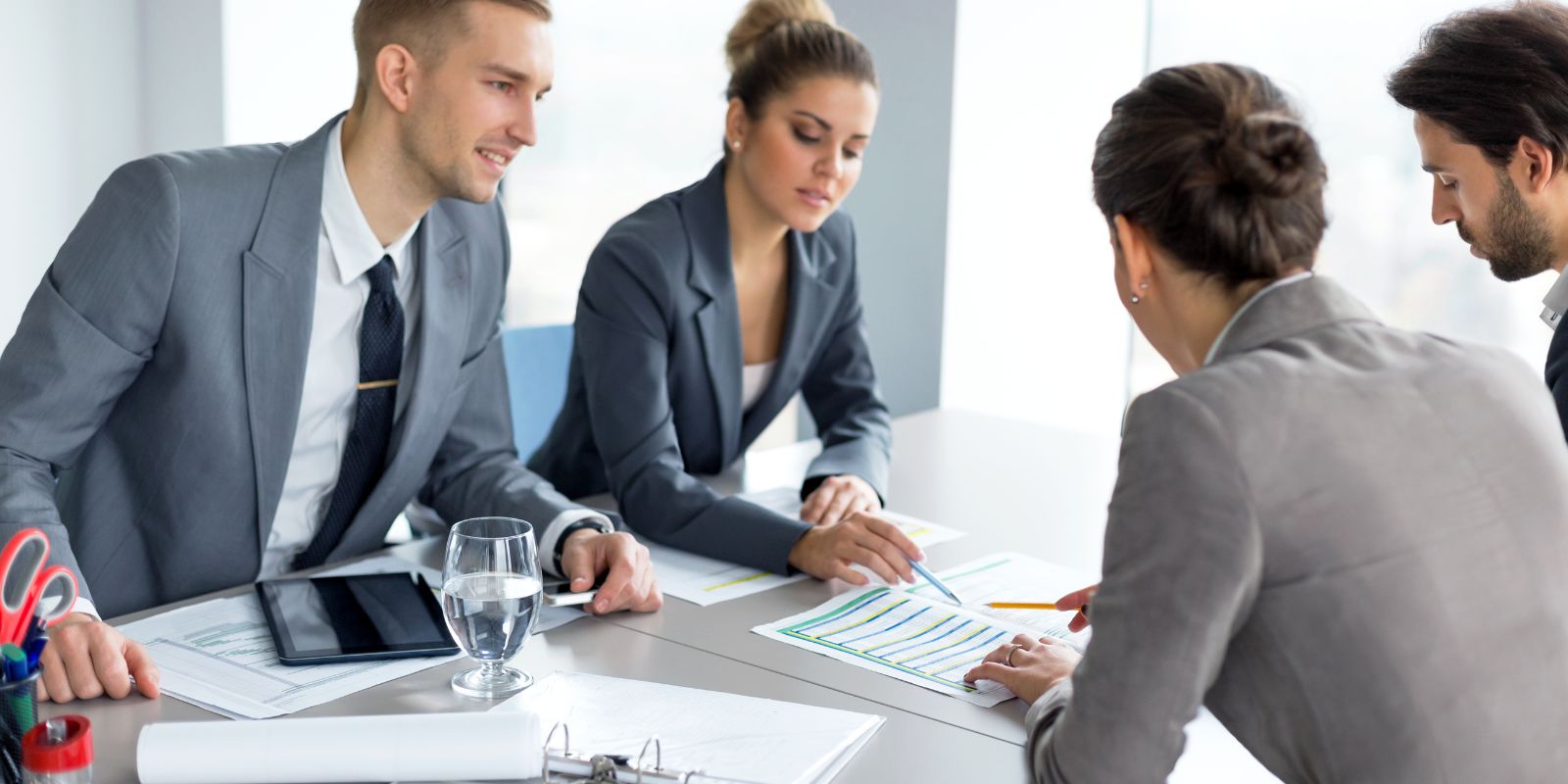 Requisitos de crédito y financiamiento en Florida